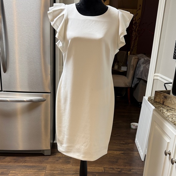Tommy Hilfiger Dresses & Skirts - Tommy Hilfiger Cream white Ruffle Sleeve Mini Dress size 12